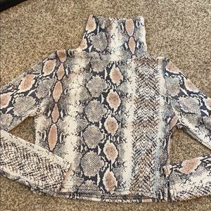 Boohoo crop turtle neck